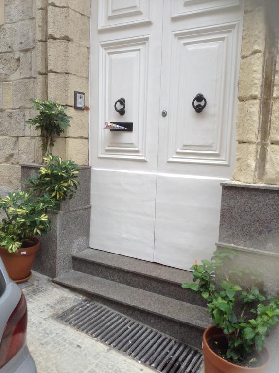 Private Room Βαλέτα Εξωτερικό φωτογραφία